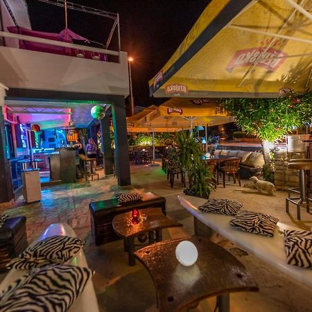 Ricardo Team-Hostel Пиешчана Увала Екстериор снимка