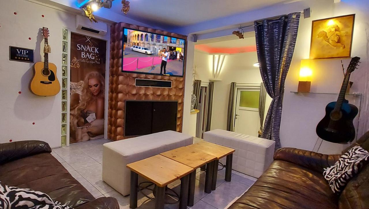 Ricardo Team-Hostel Пиешчана Увала Екстериор снимка