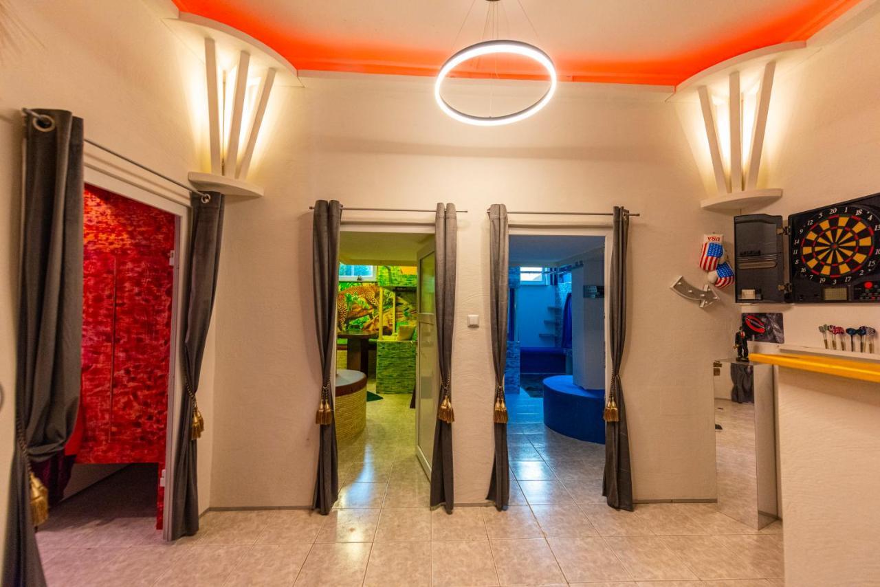 Ricardo Team-Hostel Пиешчана Увала Екстериор снимка