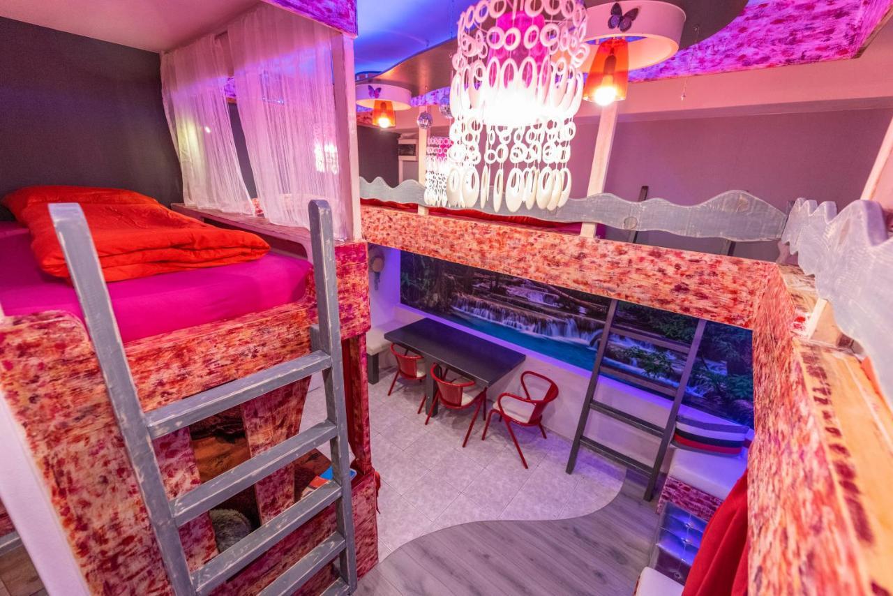 Ricardo Team-Hostel Пиешчана Увала Екстериор снимка