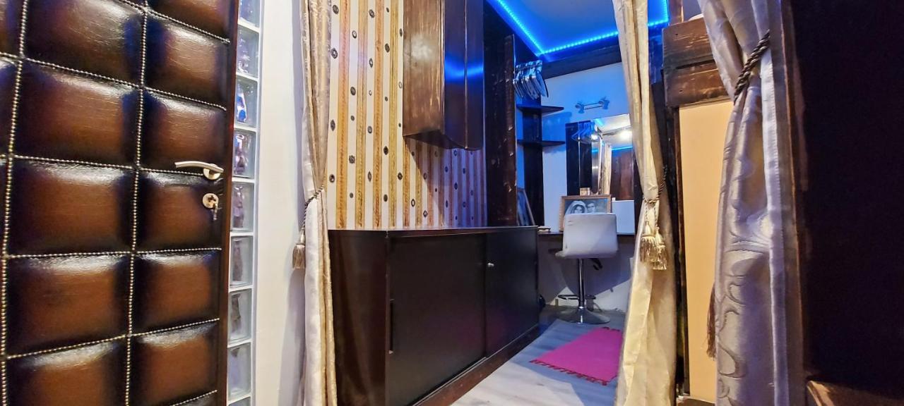 Ricardo Team-Hostel Пиешчана Увала Екстериор снимка